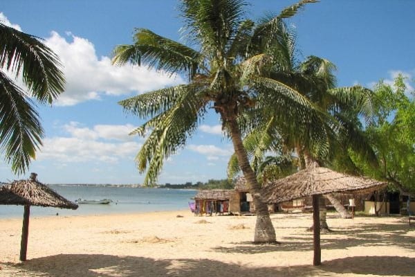 Mada Surf Tours (Tulear, Madagascar)