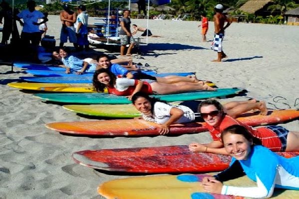 Oasis Surf School (Oaxaca, Mexiko)
